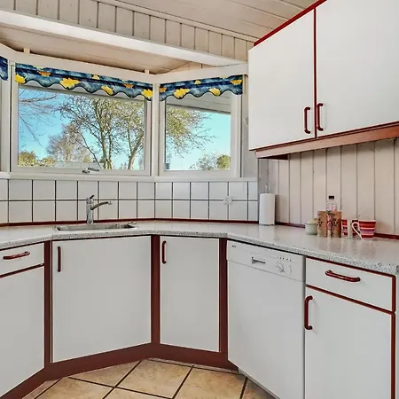 Dom wakacyjny 4 Bedroom Cozy In Hejls
